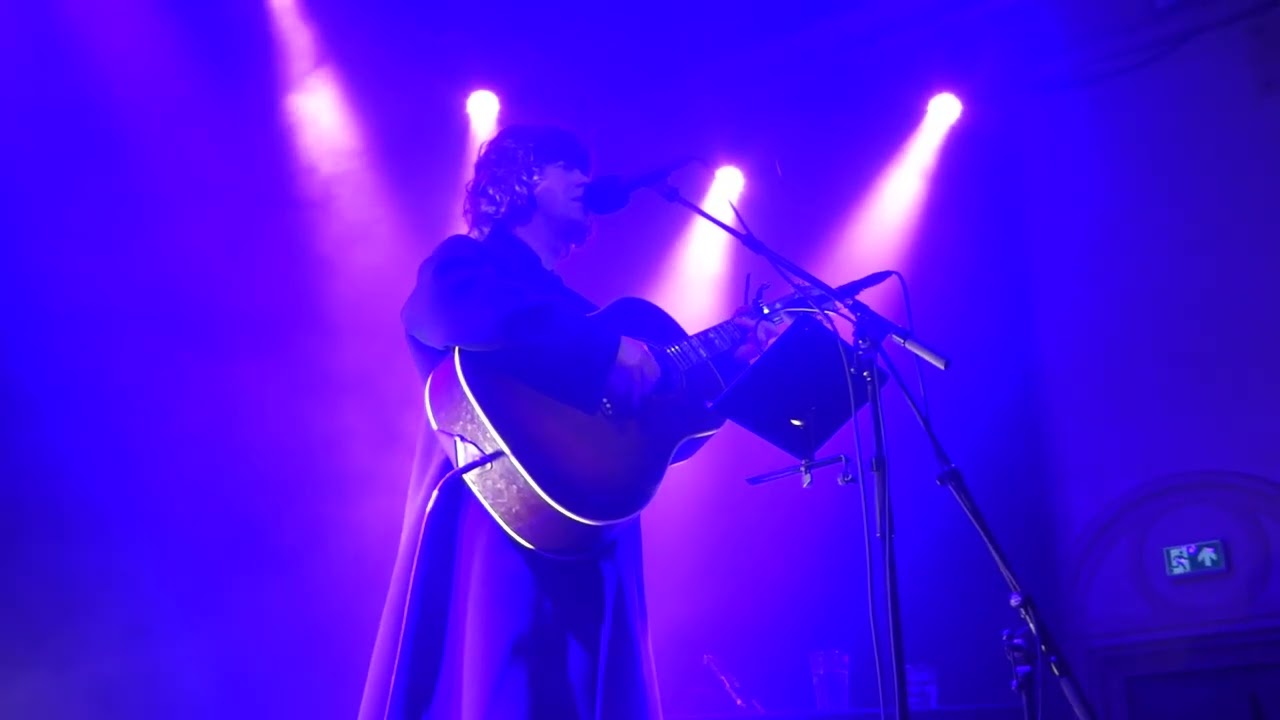Fionn Regan - The Bunkhouse @ Paradiso Amsterdam (1/7)