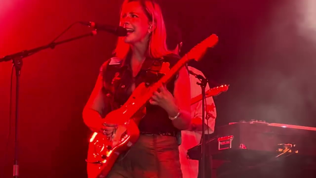 High Hi - How? [[Live at Pukkelpop 15-08-2025]]