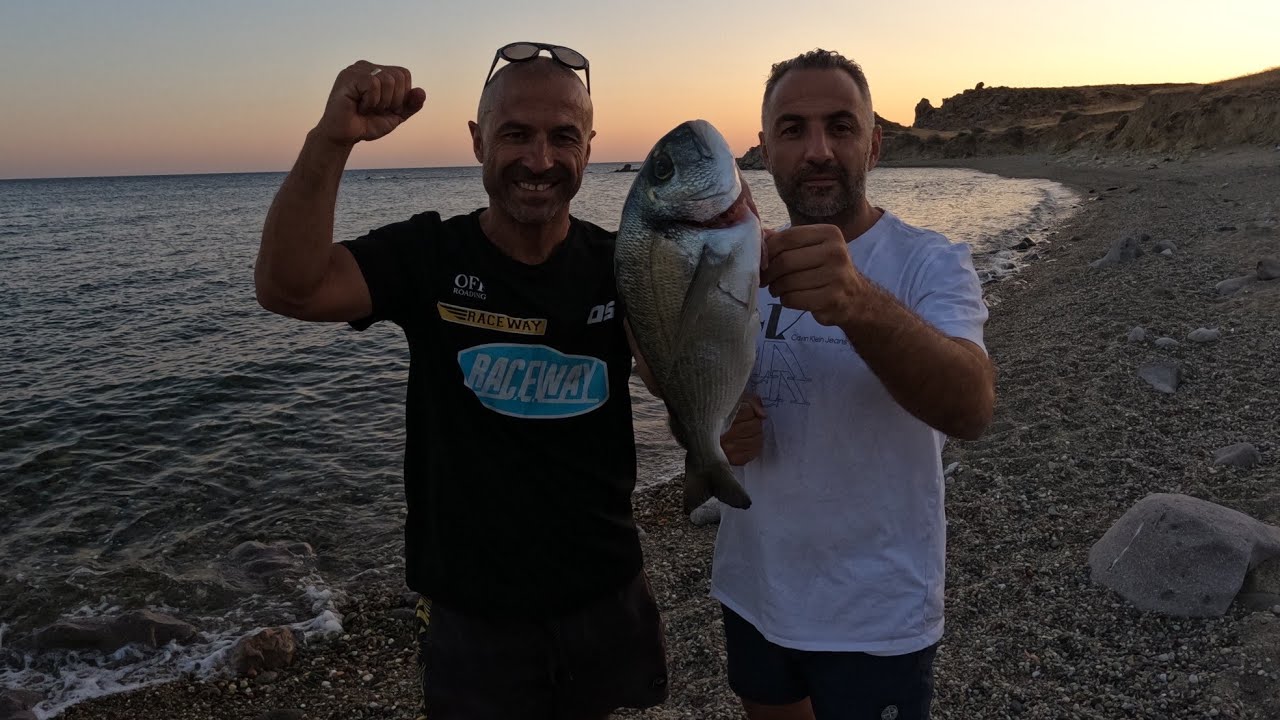 “İstanbul’dan Gelen Arkadaşımla Zıpkınla Çipura Avı 🎣 Gökçeada’da Yakala Pişir Keyfi 🔥”