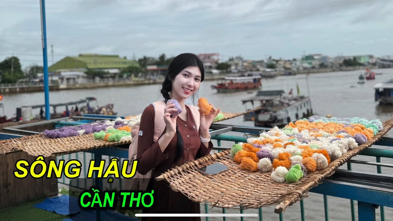 'Dậy Từ 5h Sáng Để Thấy Điều Kì Lạ Này!''