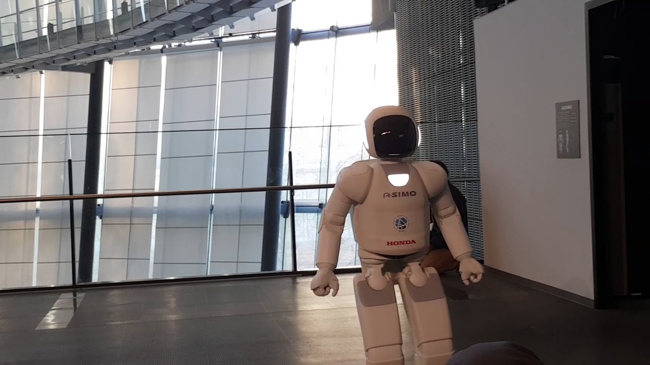 Tokyo Miraikan museum 2018 honda asimo robot demo