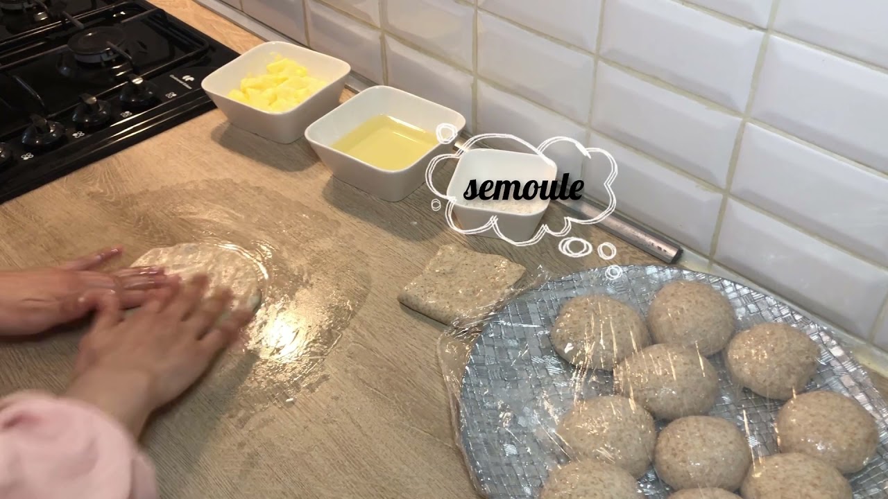 msemen À LA FARINE DE BLÉ COMPLET::msemen WITH WHOLE WHEAT FLOUR