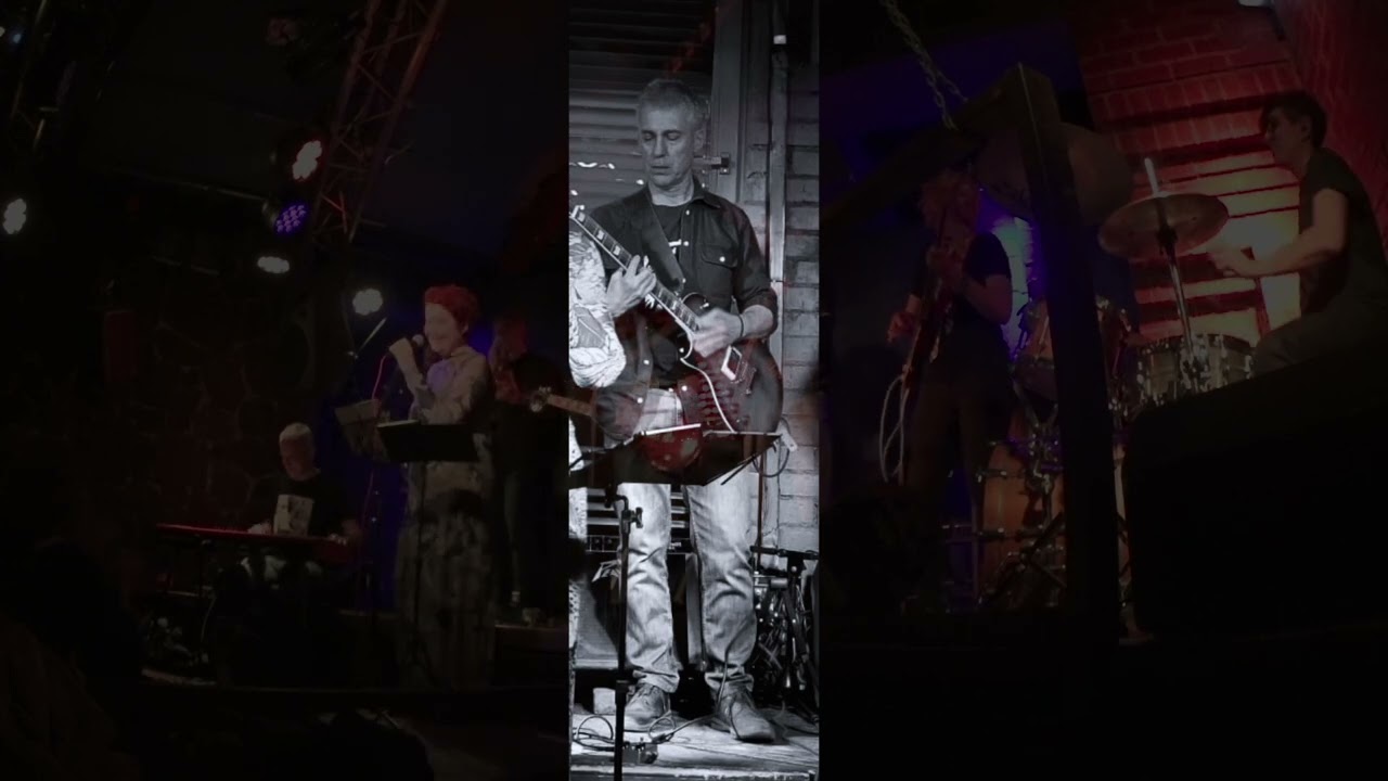 Roadhouse Blues