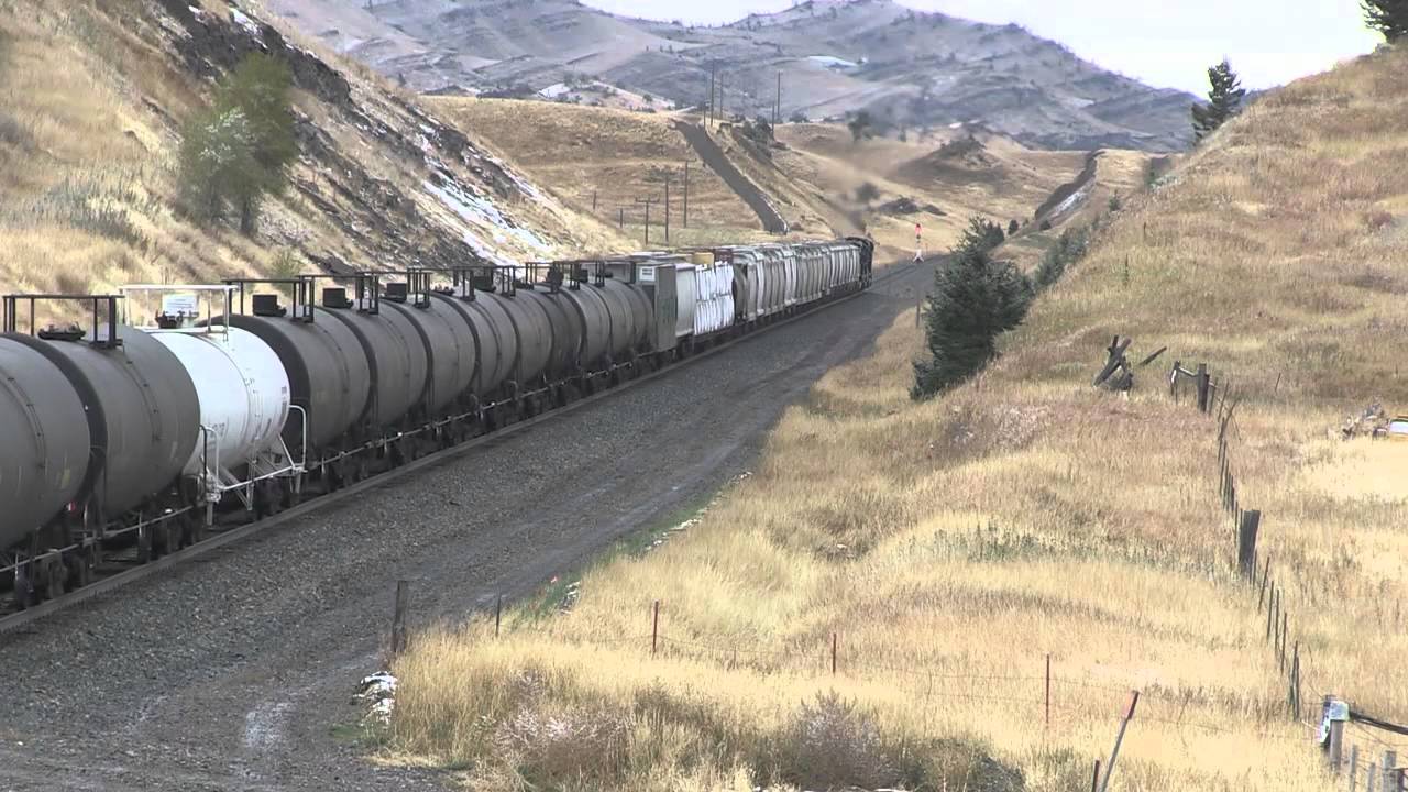 MRL/BNSF manifest climbs to Bozeman Pass