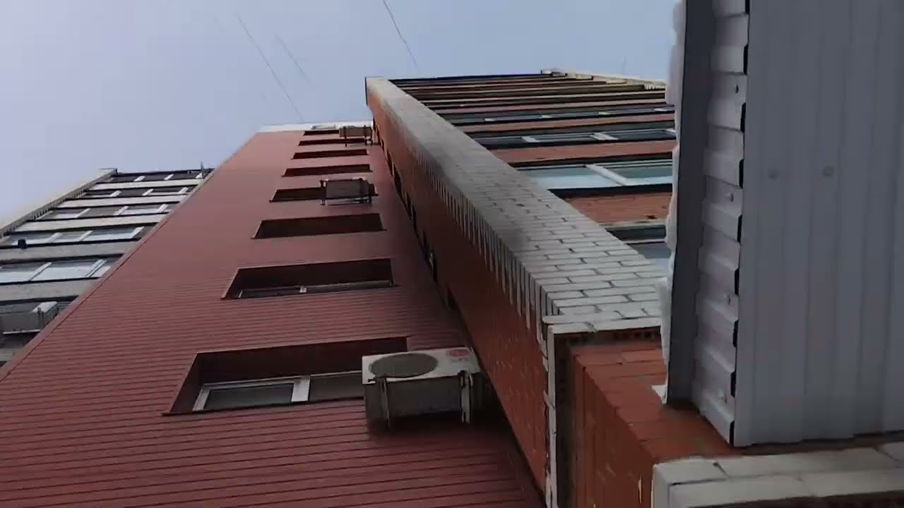 Лифт ЩЛЗ 1986 года выпуска. Тюмень, Николая Фёдорова 6к1, подъезд 2.