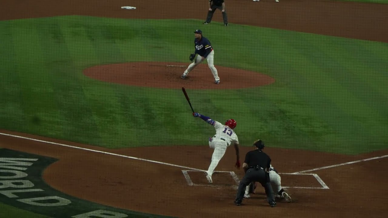 Vladimir Guerrero Jr. FLYING around bases. World Baseball Classic 2026: Korea @ Dominican Republic