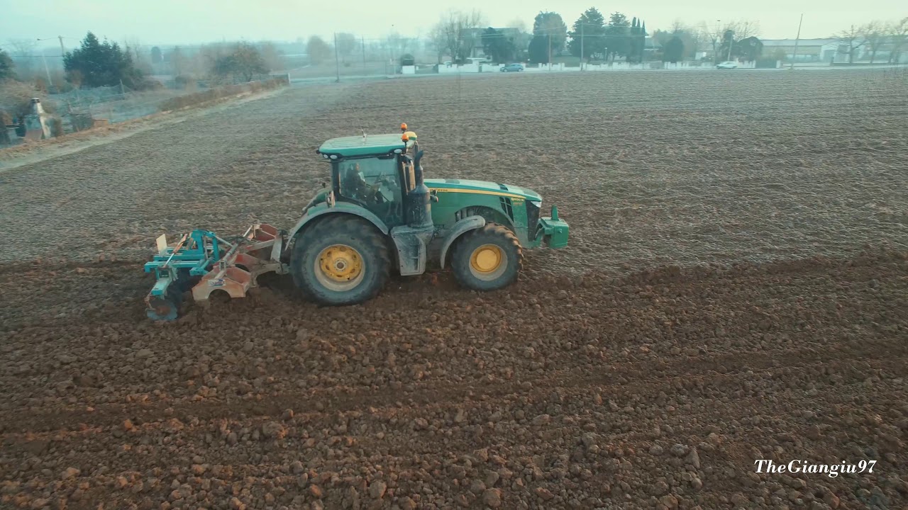 JOHN DEERE 8400R + DISSODATORE DANTE - TASI E TIRA TEAM