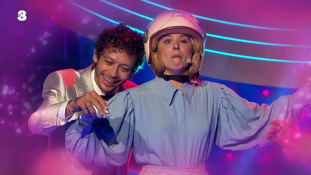 GialappaShow St. 4 - Ester Ascione si innamora di Valentino Rossi