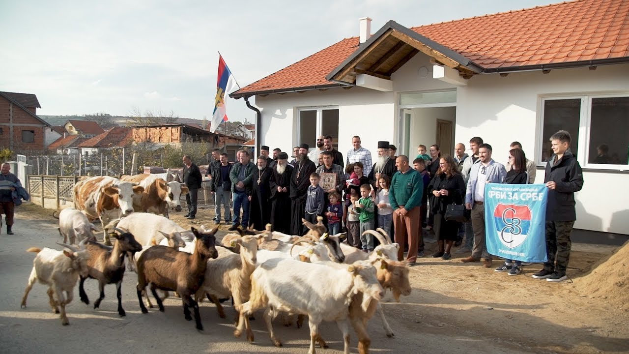 Izgradnja kuće porodici Savić iz sela Koretište na Kosovu i Metohiji - Srbi za Srbe