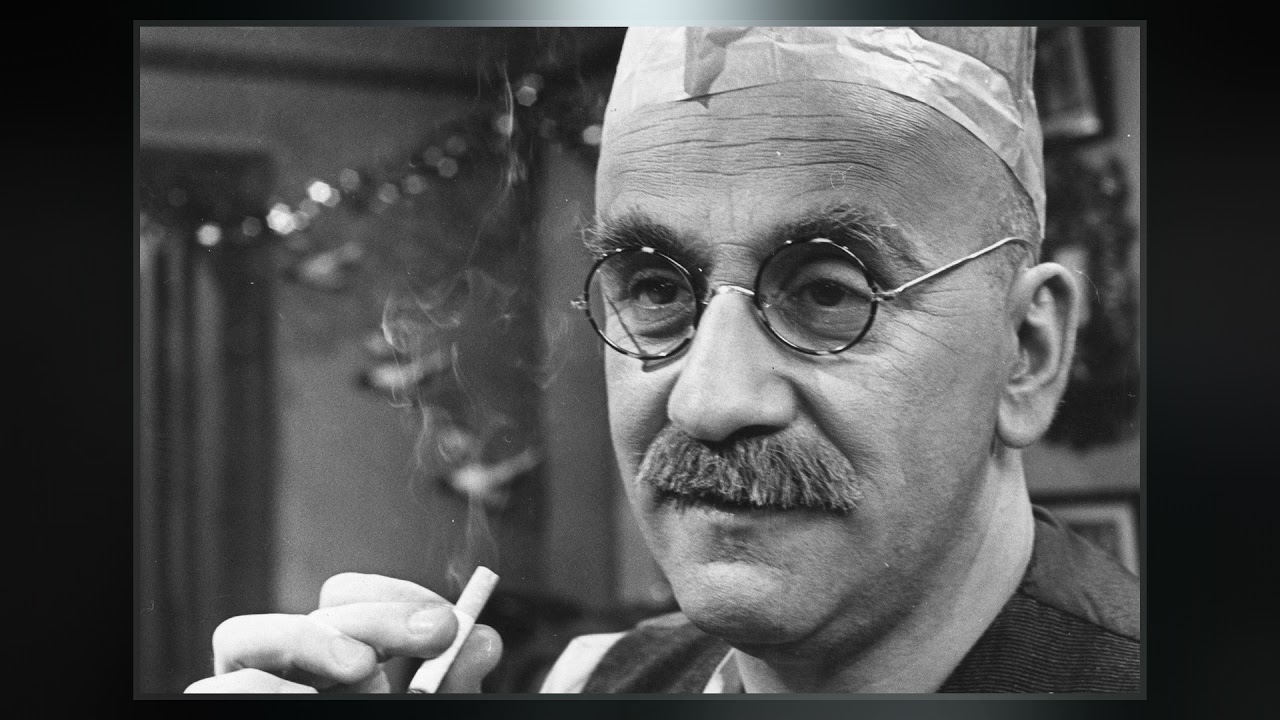 Warren Mitchell