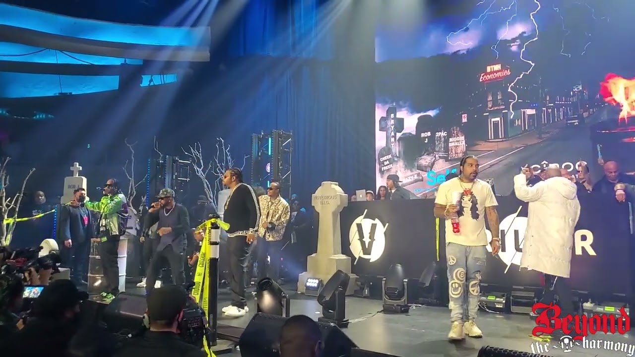 Ridin Dirty Krayzie Bone Chammillionaire Bone Thugs Vs 3-6 Mafia Versus LIVE FRONT ROW