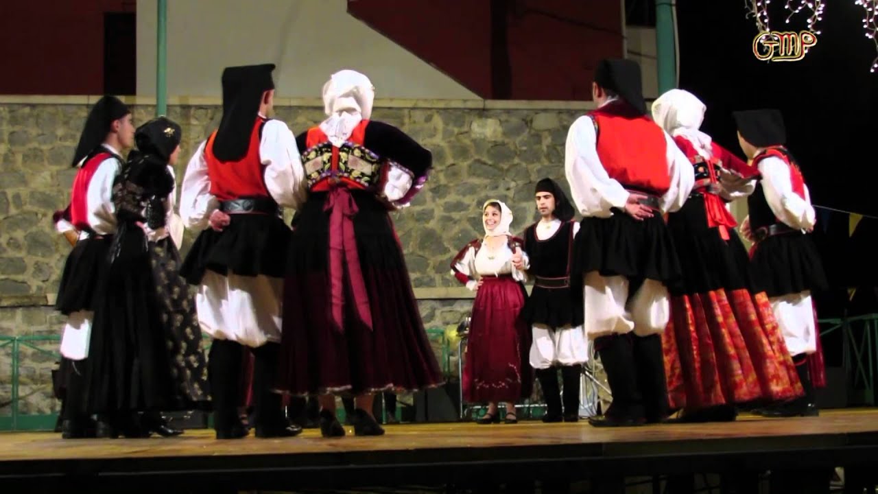 GRUPPO FOLK ESPORLATU