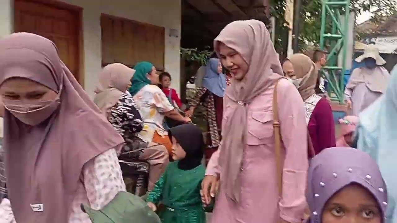 Arak-arakan anak TPQ Dhiyar Al Qur'an 