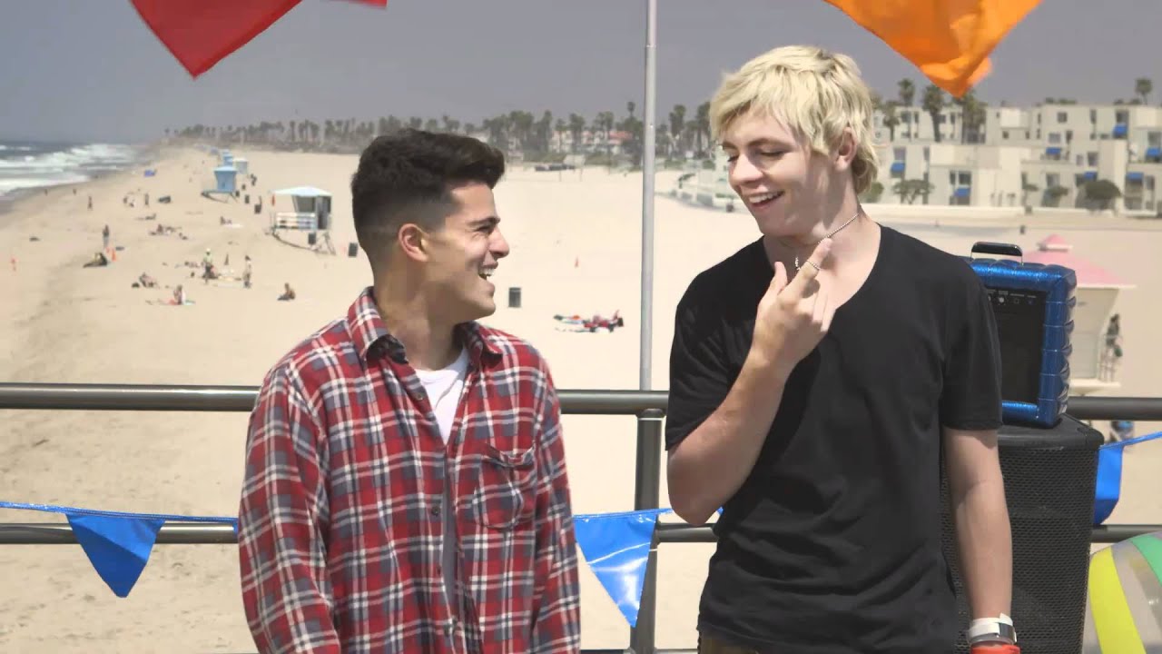 Ross Lynch 