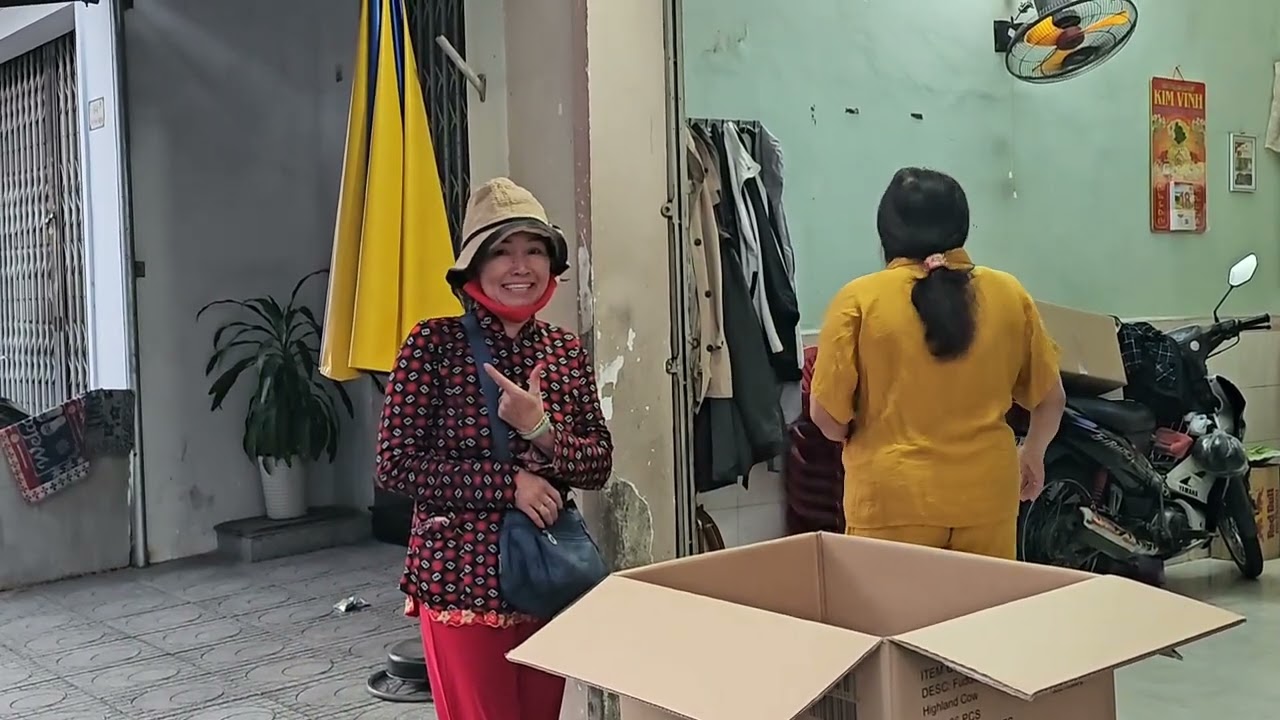 TƯỞNG NIỆM NGÀY PHẬT THÍCH CA THÀNH ĐẠO - GIEO DUYÊN PHÁT BÁNH BAO CHAY 01.12. Ất Tỵ