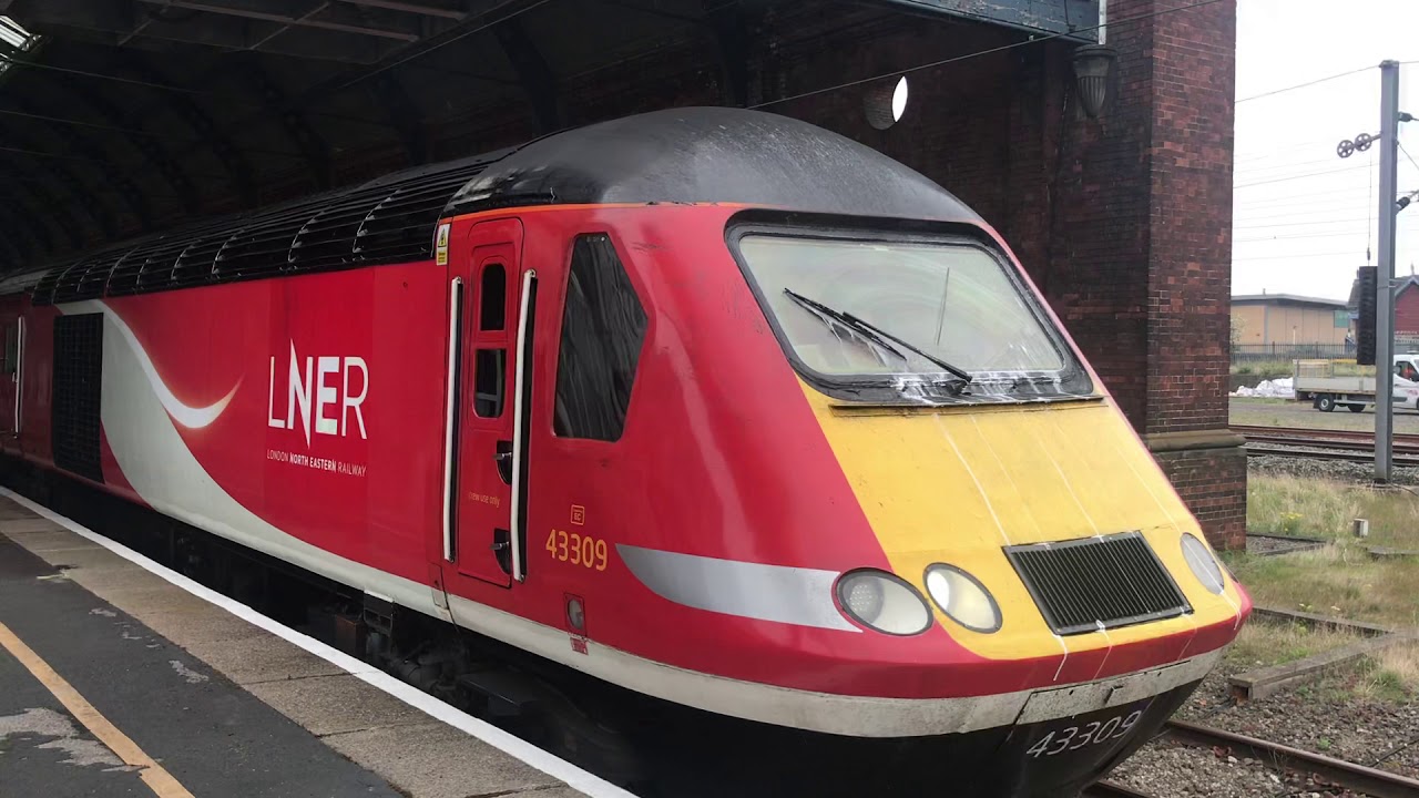 43309+43312 leaves Darlington - 1E07 Edinburgh to London Kings Cross