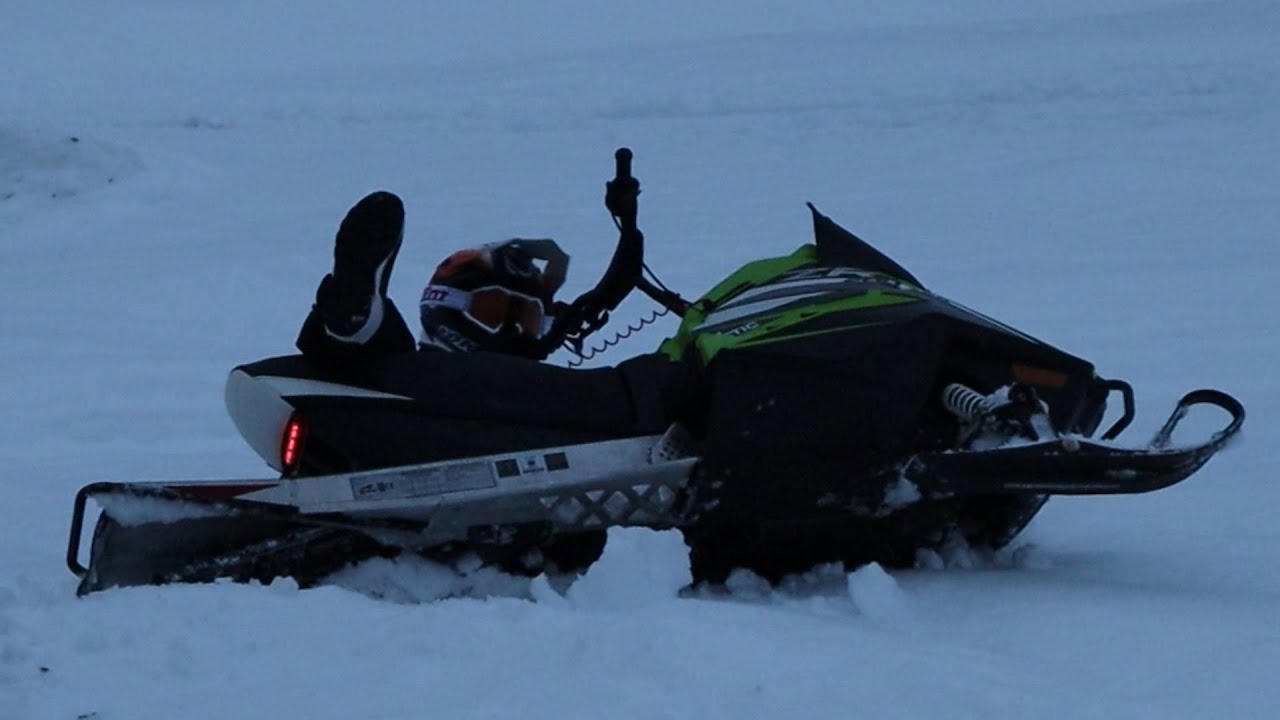 Kaaduin... 200cc moottorikelkalla!