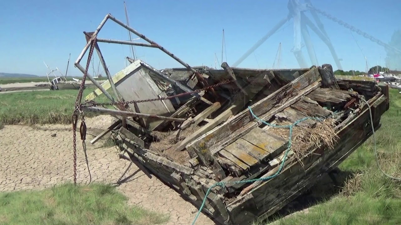 Heswall Gully - Armchair Walks