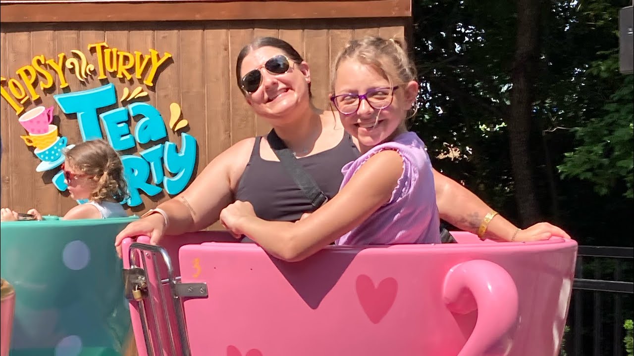 Our fun family day at Dutch Wonderland!!!