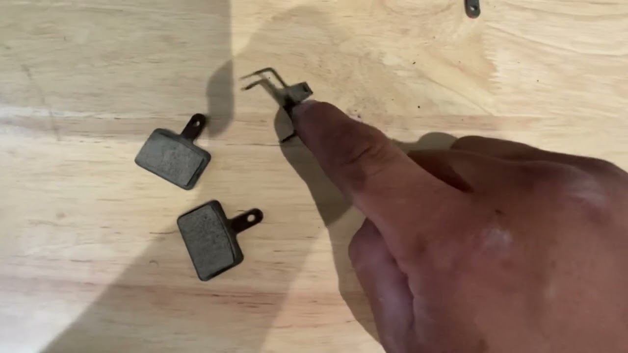 Pedal Electric How to replaced brake pads