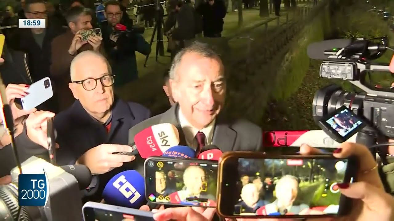 Tram deraglia a Milano, due morti e diversi feriti. Sala: una tragedia