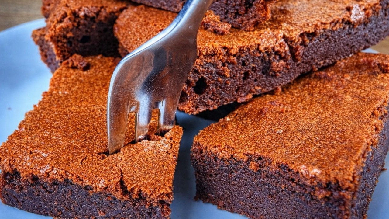 You'll Never Buy Brownies Again After This Recipe!