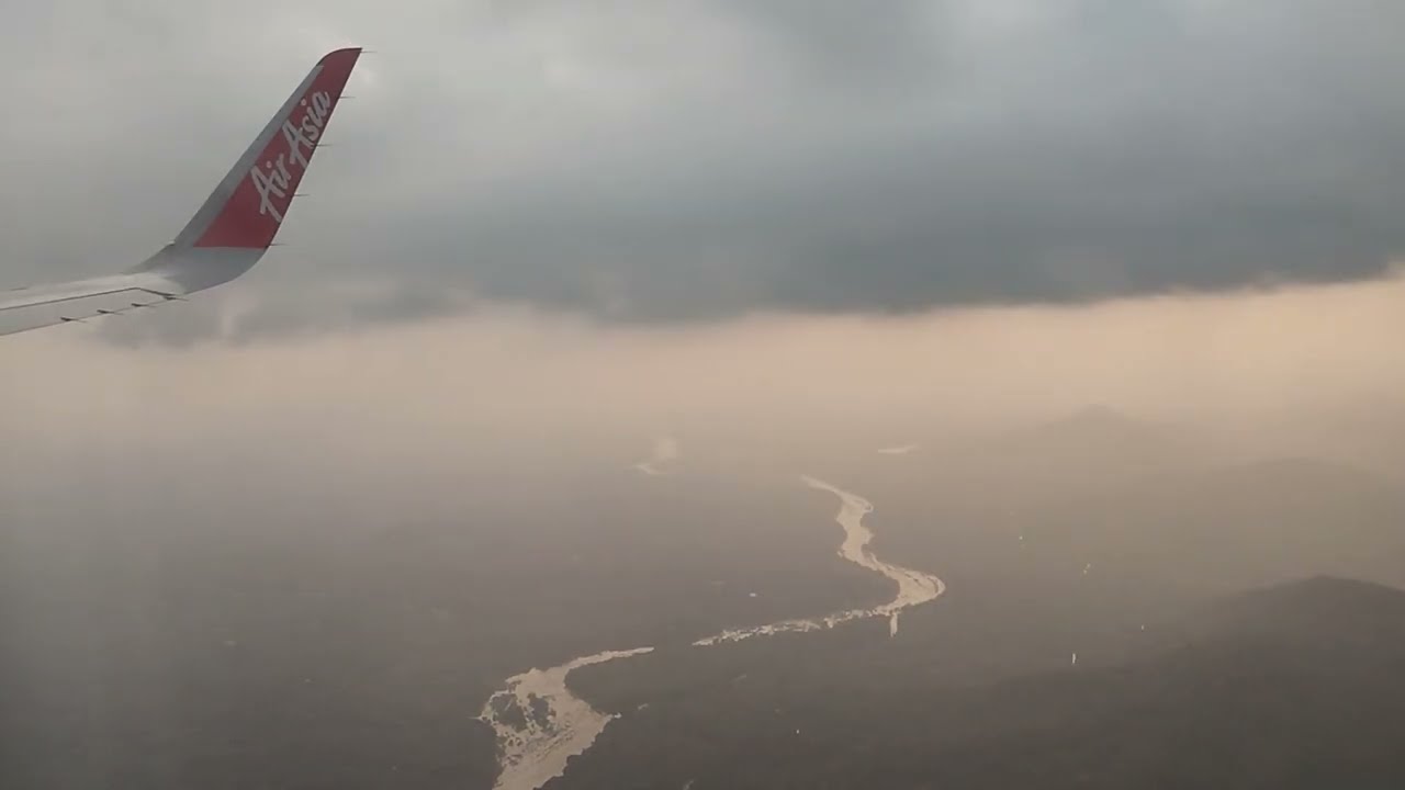 Flight Landing At Kochi Airport 