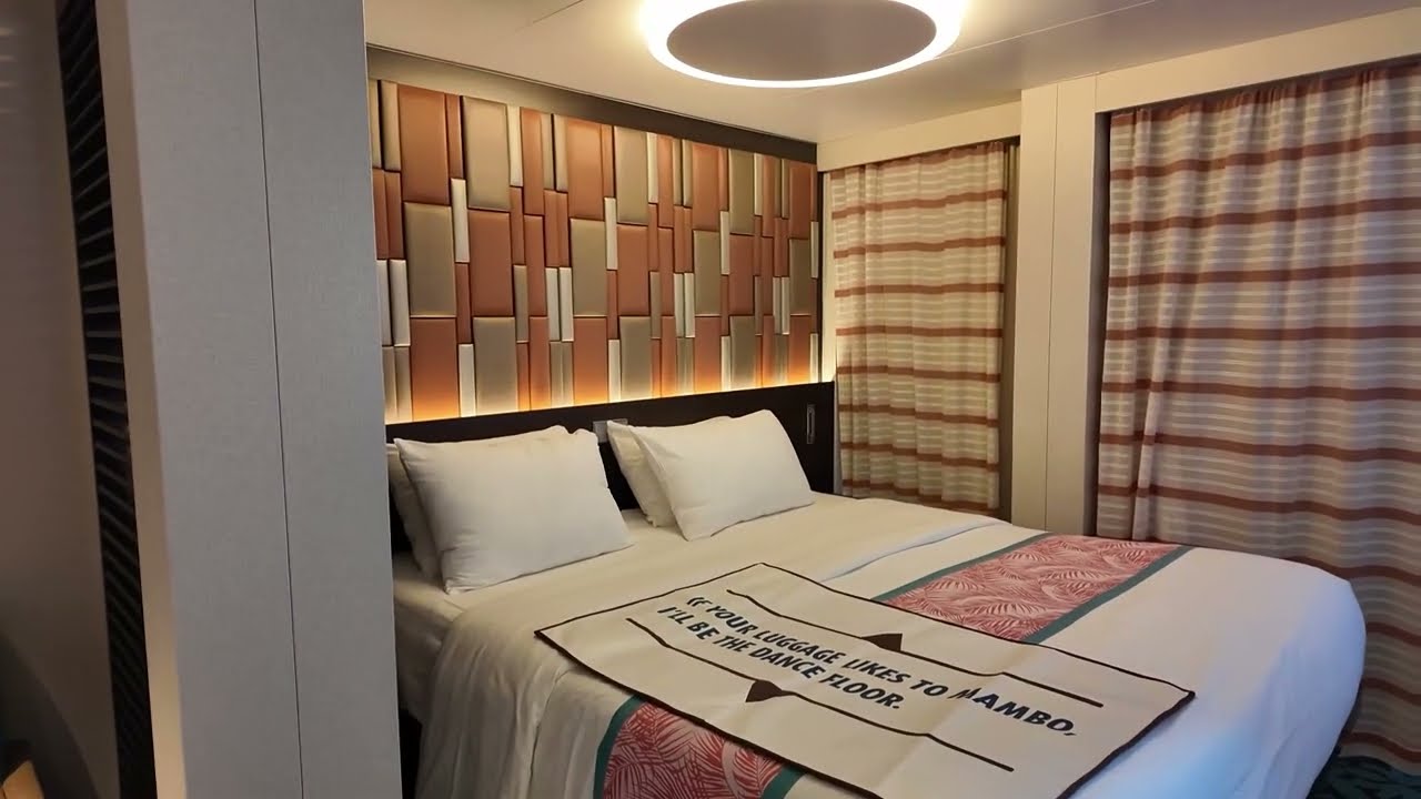 Carnival Mardi Gras Havana Suite 8250