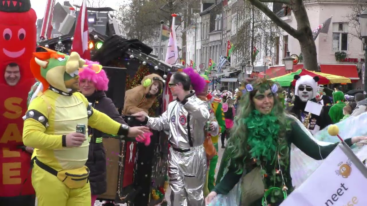 MAASTRICHT 2024  CARNAVALS OPTOCHT deel 2 zondag 11 febr 2024