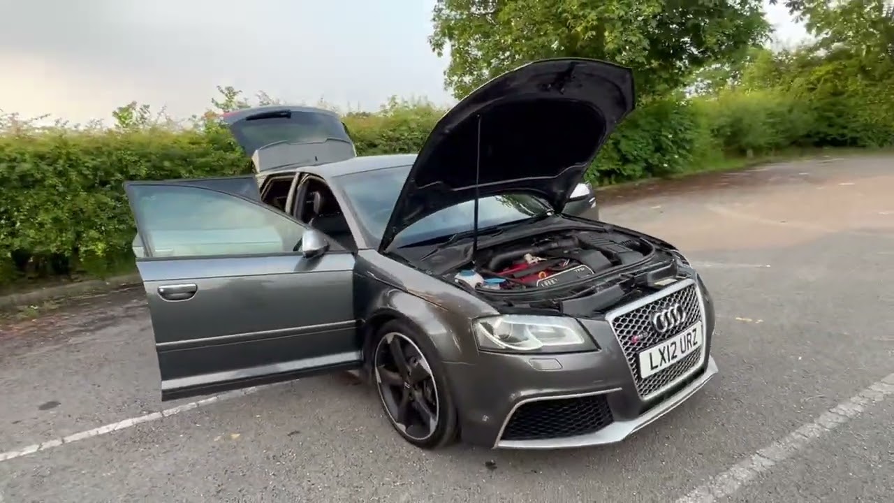 Audi RS3 8P Interior Walk Around
