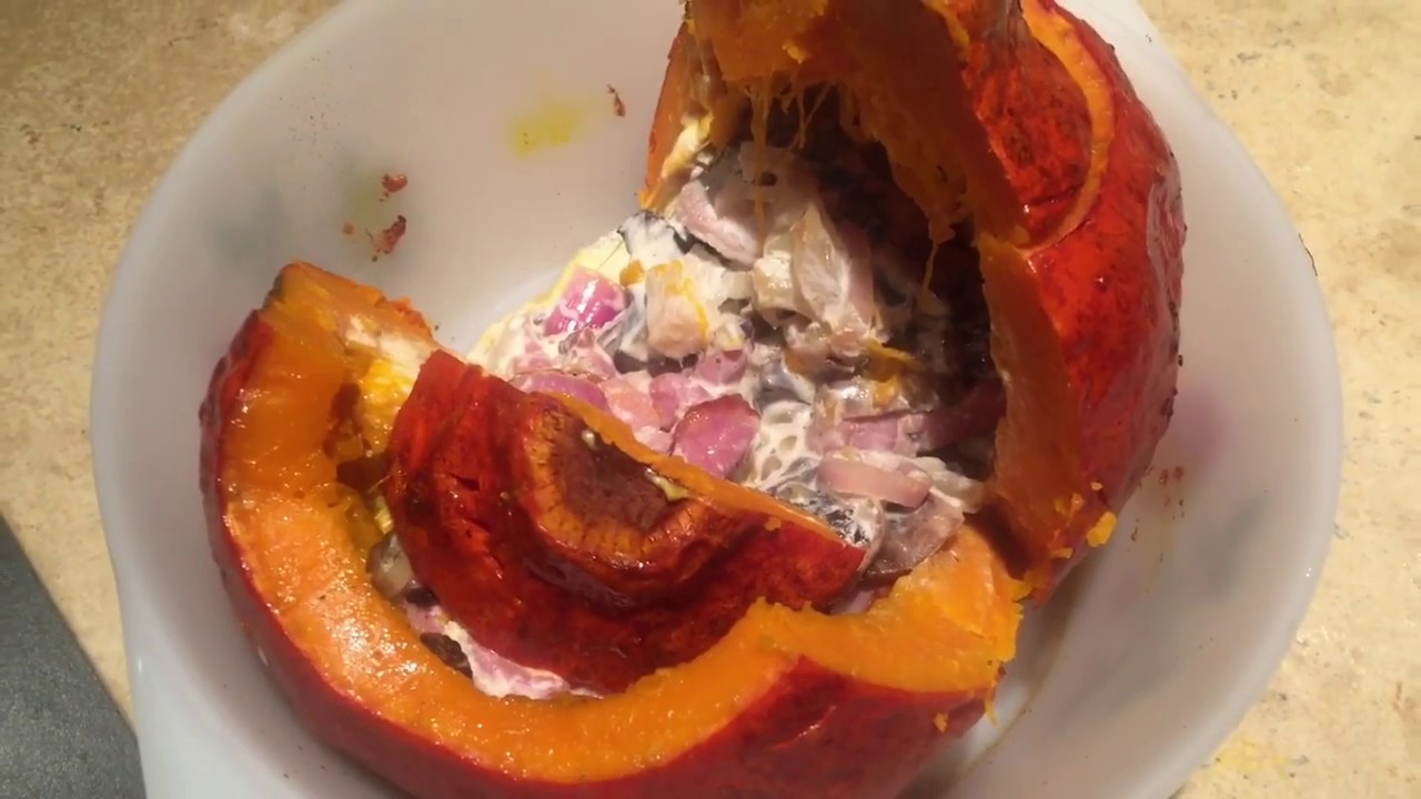 Potimarron farci aux champignons et lardons