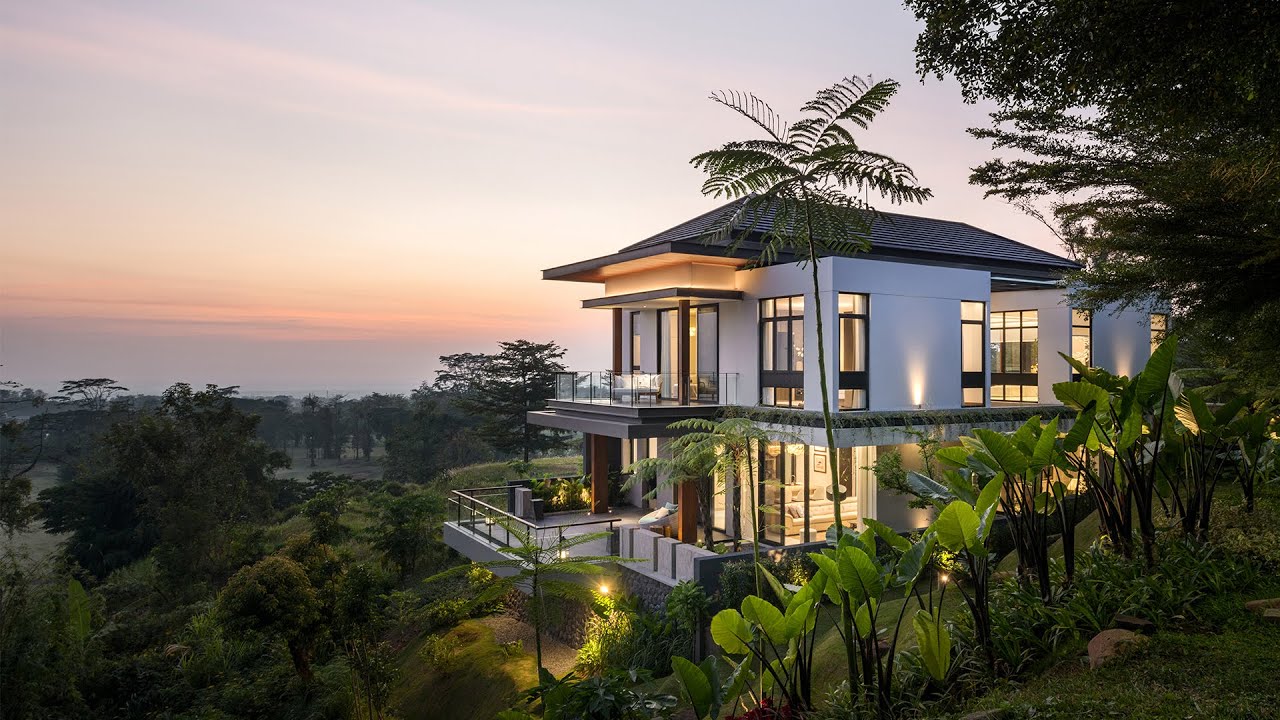 TW House (Casa Mila): Blending Modern Tropical Architecture with Tropical French Eclectic Interior