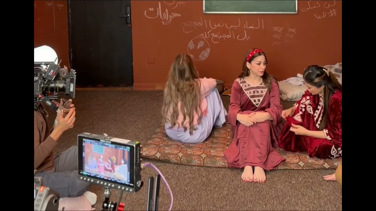 كواليس مخطط نسوان علاء الابراهيمي في مسلسل 9 بالحلال