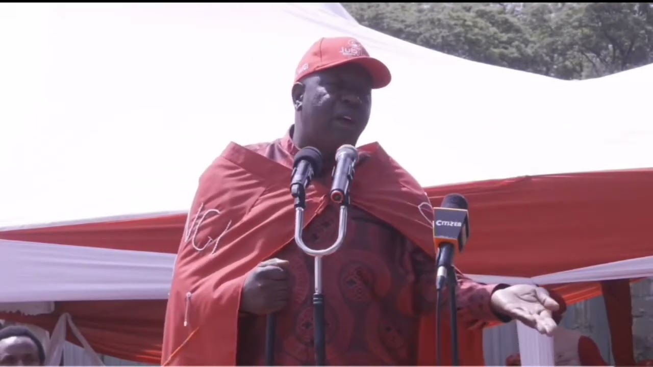 Dr. Fred Matiang’i: Rais mimi sikuli kwa bibi yako. Unataka tuzungumzie kukula,Wacha Niwe Hii Mwili