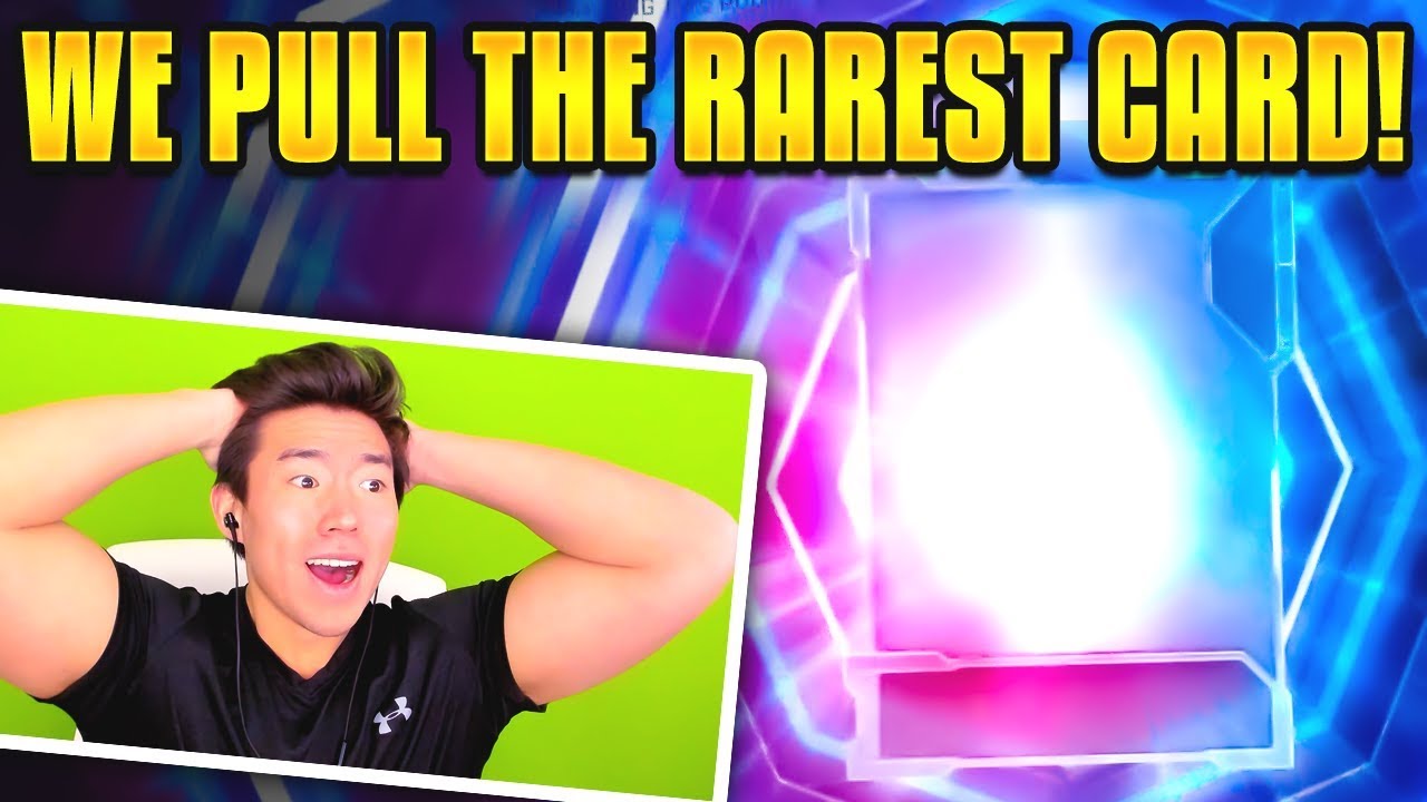 WE PULL THE RAREST CARD IN MADDEN! Madden 19 Pack Opening
