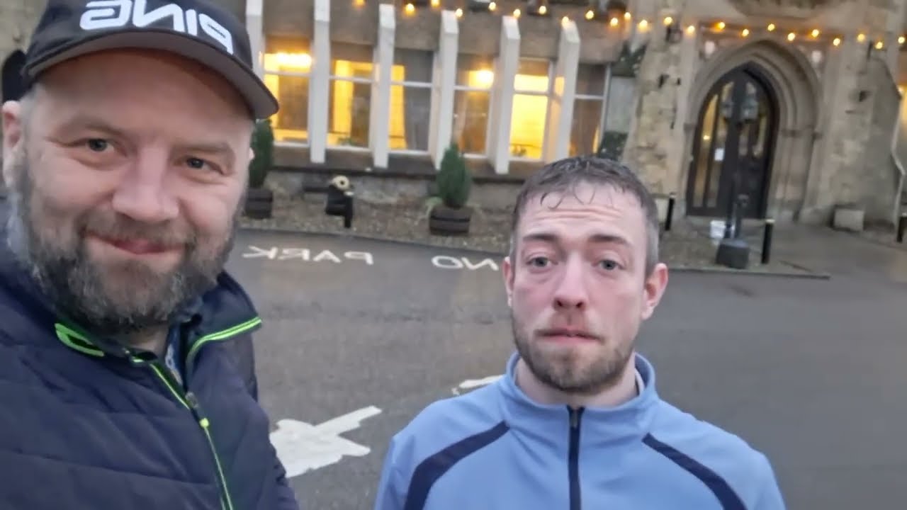 Playing golf at a Castle!!! Record pars, playing in a bog and more!