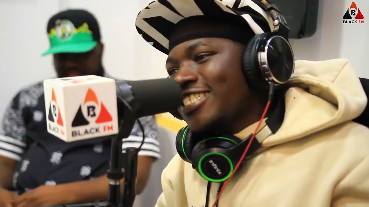 Fracinumz areruye atubwira ingene yahuje El pro na Munago mu ndirimbo imwe/nzanye LABEL nziza