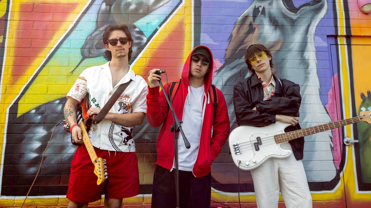 LO-STONES - Undercover (Music Video)