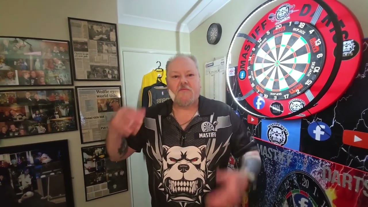 🎯 Find Your Dominant Eye & Throw Straighter! | Darts Coaching with Vince