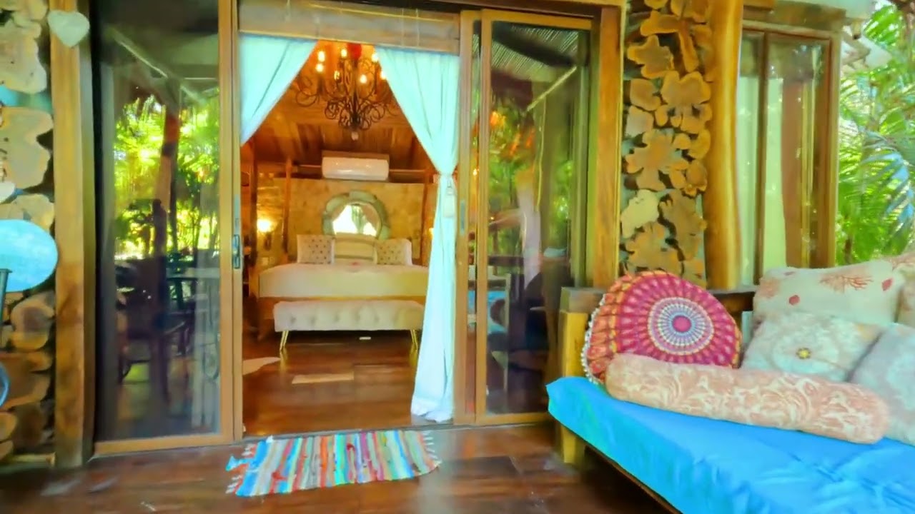 Ocho Artisan Bungalows Beach Front hotel , Playa Tamarindo Costa Rica