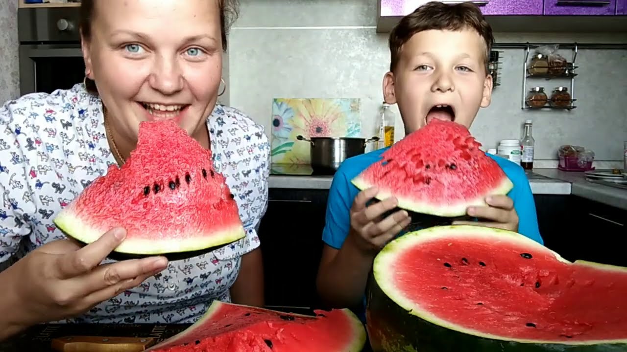 Мукбанг Сочная, Вкусная ягода - Арбуз🍉