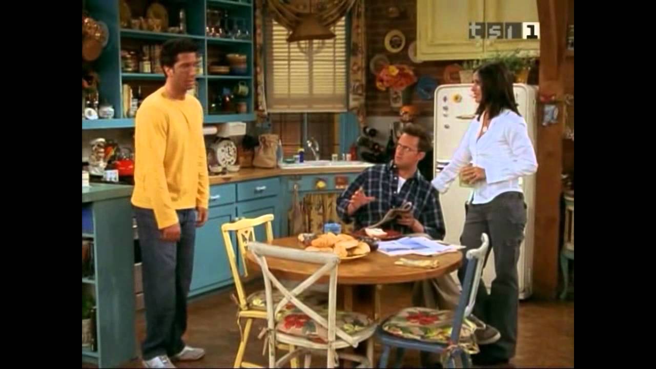 FRIENDS - Ross e l'abbronzatura a spruzzo