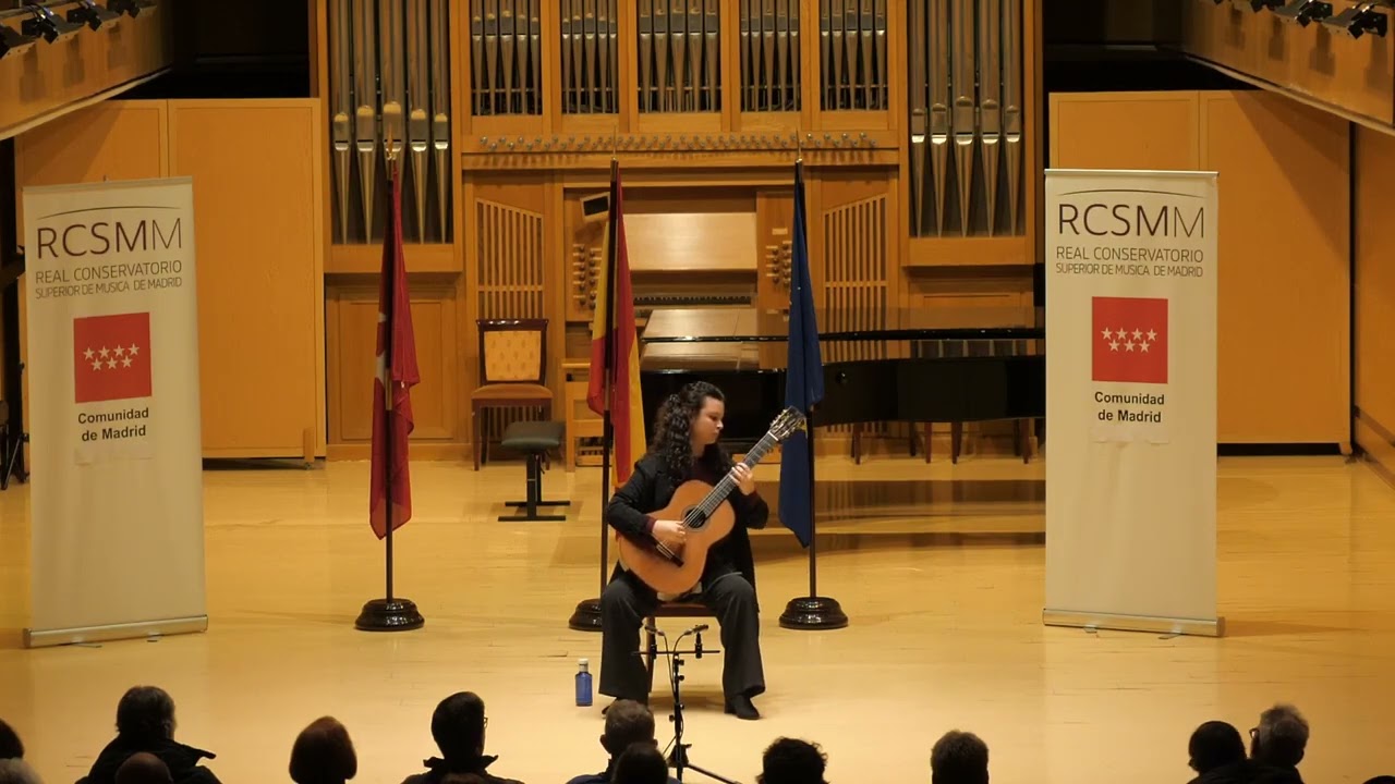 Mercedes Zavala: CONCÉNTRICAS. Lucía Reyes, guitarra