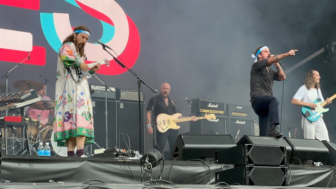 IDLES - Colossus + Car Crash + Mr. Motivator @230728 FUJI ROCK FESTIVAL ’23 (フジロック)