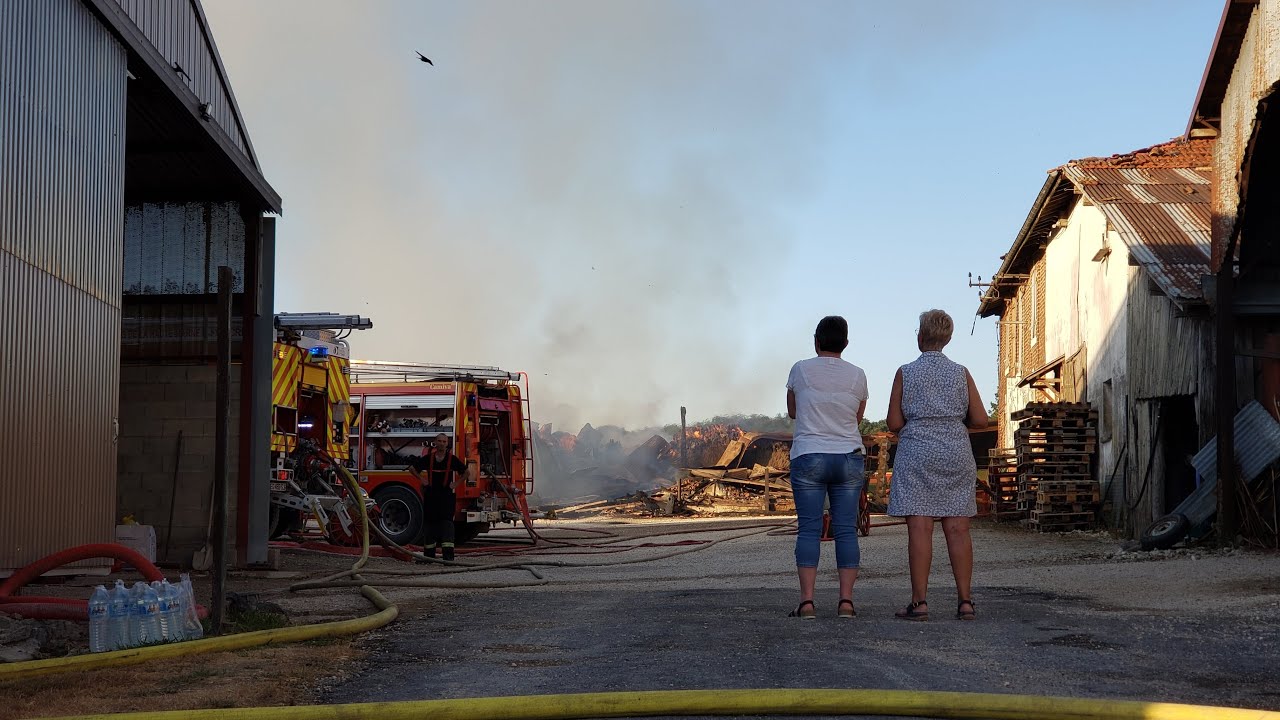Une exploitation agricole prend feu à Montier-en-Der