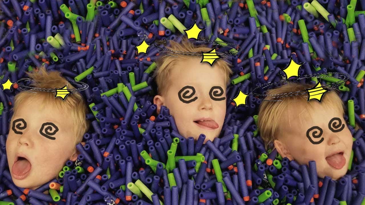 Nerf WAR 2 - MaMa's REVENGE (Parent's vs Kids + 6000 nerf bullets)
