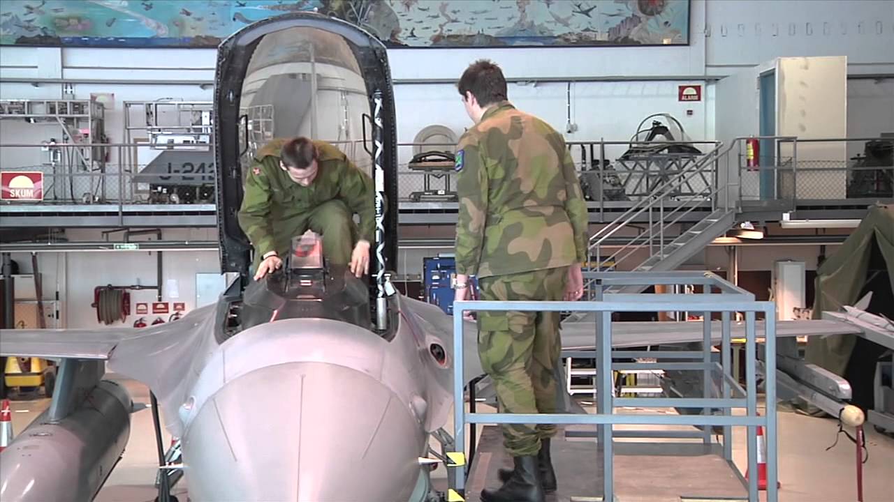 TekniskCamp2013_F-16