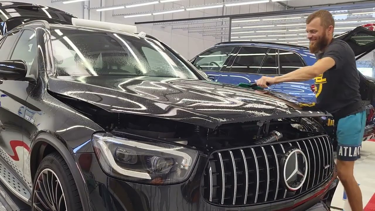 Detailing y protección de pintura en un Mercedes GLC 63 con PPF XPEL en Barcelona