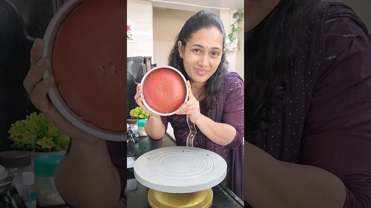 Perfect Red Velvet cake recipe and design 😋 🥰😍 #shortsvideo #cakedecorationideas #cakedecoration