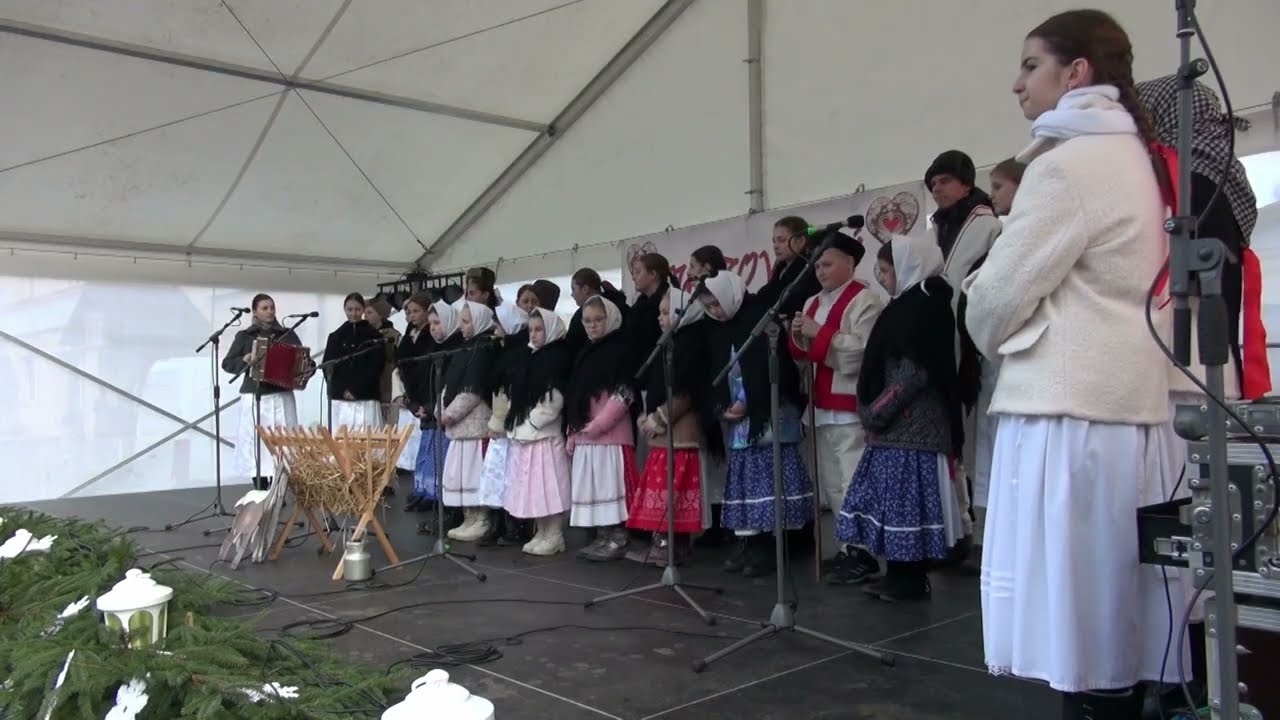 VIANOČNÉ TRHY A TURZOVSKÝ KERMAŠ - FS BUKOVINKA